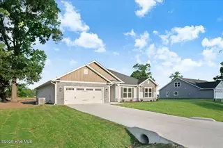 108 Oxford Court, La Grange, NC 28511 – photo 4: 03-108 Oxford Ct-3