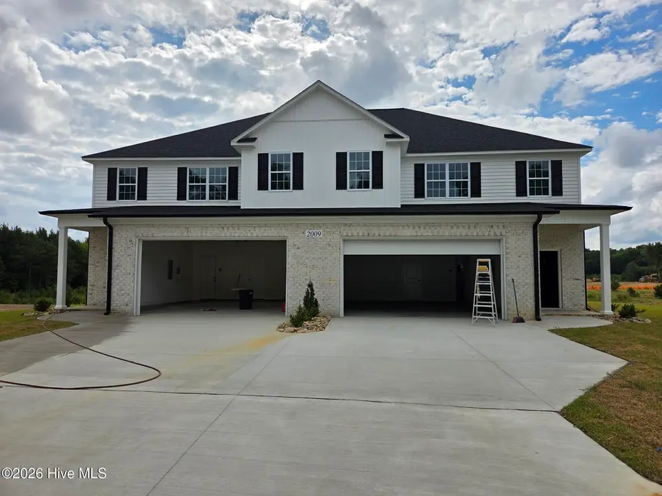 2009 Dartford Drive A, Greenville, NC 27834 – photo 1 of 22: 2009 Dartford Dr. 06.15