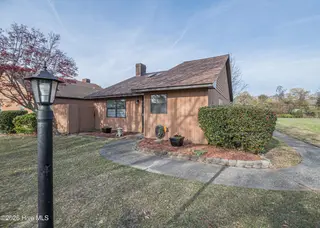 200 Rollins Drive 12, Greenville, NC 27834 – photo 3: 2