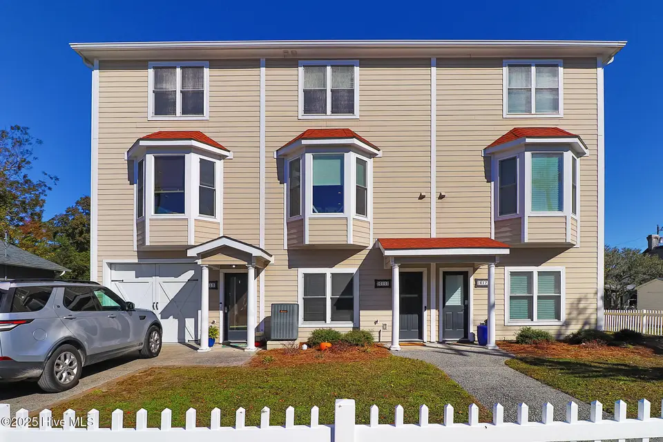 615 Broad Street B, Beaufort, NC 28516 – photo 1 of 29: 615 Broad Street B