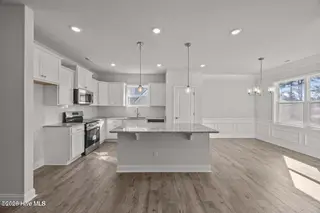 811 Pelican Drive, New Bern, NC 28560 – photo 7: Kitchen