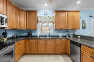 110 NW 7th Street, Oak Island, NC 28465 – photo 20