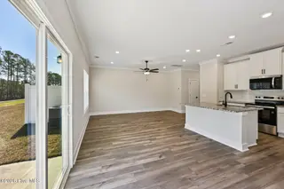 107 Commons View Drive, Hampstead, NC 28443 – photo 6