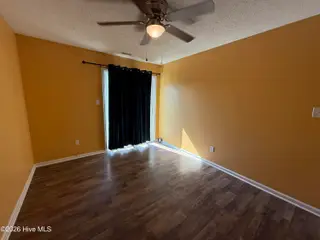102 Witten Circle B, Havelock, NC 28532 — 2-bedroom townhome in Smallwoods, Havelock, NC, photo 15 of 17: IMG_6198