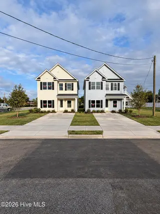 1118 N 7th Street, Wilmington, NC 28401 — 3-bedroom home in Brooklyn, Wilmington, NC, photo 1 of 7