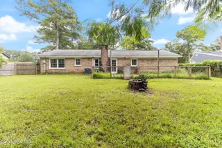 801 Brynn Marr Road, Jacksonville, NC 28546 – photo 16: 20-web-or-mls-IMG_9975RE