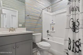 9410 Barnstormer Drive NW, Calabash, NC 28467 — 3-bedroom home in Eagle Run, Calabash, NC, photo 20 of 47: Bathroom 2