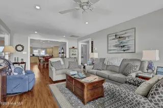 913 N Anderson Boulevard, Topsail Beach, NC 28445 – photo 7: 6G8A4018