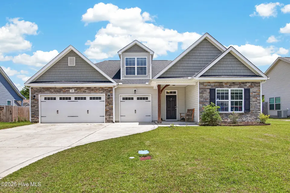 520 New Hanover Trail, Jacksonville, NC 28546 – photo 1 of 37