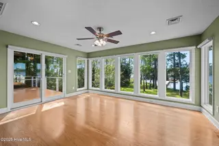 5504 Gondolier Drive, New Bern, NC 28560 – photo 17: 27-web-or-mls-DSC_3858