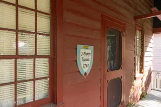 302 Moore Street, Beaufort, NC 28516 – photo 2: 302 Moore St