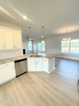 1000 Dynamic One Drive, New Bern, NC 28562 – photo 19: IMG_1432
