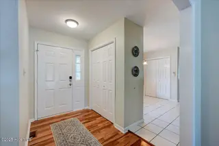 102 Pinewood Drive, New Bern, NC 28562 – photo 6: 16-1020_Pinewood-1