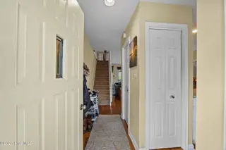 10051 Windward Drive, New Bern, NC 28560 – photo 3: FRONT ENTRANCE
