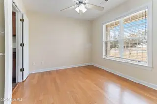 915 Savannah Drive, Jacksonville, NC 28546 – photo 10: 26-web-or-mls-IMG_9568