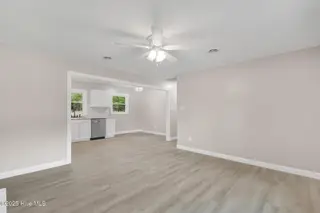 175 Kellumtown Road, Hubert, NC 28539 — 3-bedroom home, Hubert, NC, photo 7 of 23: Liv Rm:Dining Rm:Kitchen