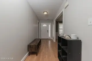 124 Weste Avenue, Jacksonville, NC 28540 – photo 8: Foyer