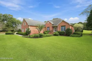 1235 Pine Valley Drive, New Bern, NC 28562 – photo 4: 45-web-or-mls-0C0A6174