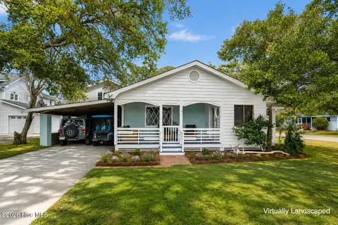 109 River Dr, Southport