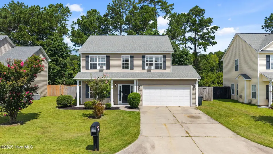 170 Crooked Run Drive, New Bern, NC 28560 – photo 1 of 40: 1-web-or-mls-DJI_20250805111143_0005_D