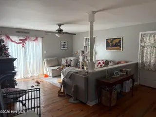 2662 E Nc 102 E, Ayden, NC 28513 — 2-bedroom home, Ayden, NC, photo 7 of 11: IMG_7546