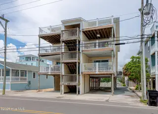 909 Carolina Beach Avenue N Unit 2b, Carolina Beach, NC 28428 – photo 4: 909CarolinaBeachAveNUnit2B(3)