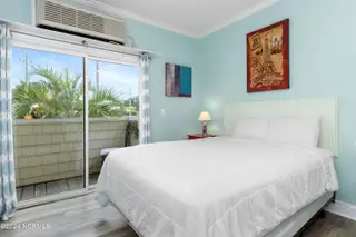 602 W Fort Macon Road 139, Atlantic Beach, NC 28512 – photo 12: PalmSuites-139-10-29-24-009