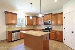 39 Forest Lake Drive, Jackson Springs, NC 27281 – photo 19: 19 Kitchen.