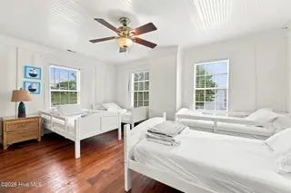 913 Bridges Street, Morehead City, NC 28557 – photo 23: Bedroom 4