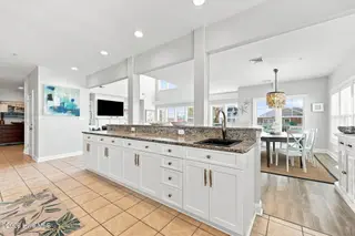 Atlantic Beach – photo 10: Breakfast Bar