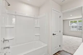 2033 Lewis Creek Circle NE, Winnabow, NC 28479 – photo 10: 11-web-or-mls-11