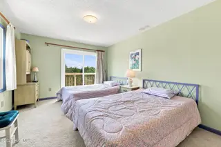 102 Periwinkle Drive, Emerald Isle, NC 28594 – photo 16: 41-web-or-mls-IMG_5890