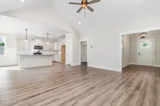 602 Tuscany Circle, Princeton, NC 27569 – photo 11: 016_file_892