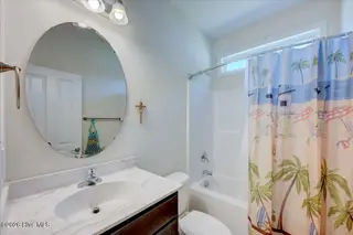 326 Station House Road, New Bern, NC 28562 – photo 14: First Floor Bath