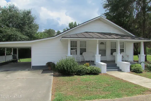 146 Routledge Street, Kenansville, NC 28349