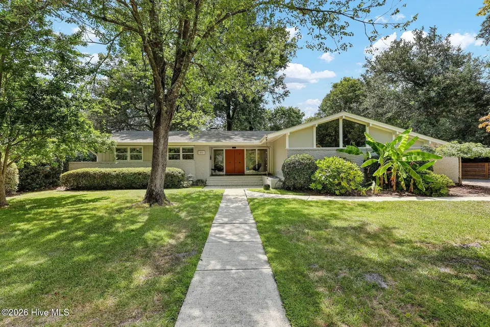 1810 Hawthorne Road, Wilmington, NC 28403 – photo 1 of 46