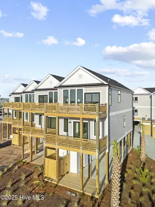 120 Shell Road, Surf City, NC 28445 – photo 4: IMG_4950