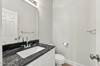 102 Sea Knight Lane, Havelock, NC 28532 – photo 19: 33-web-or-mls-DSC_9005_edit