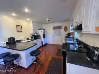 5312 Trent Woods Drive, Trent Woods, NC 28562 – photo 10: Kitchen