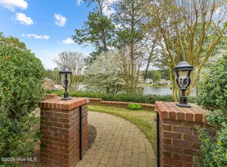 525 Lake Dornoch Drive, Pinehurst, NC 28374 – photo 12: 260330-525LakeDornochDr-2836