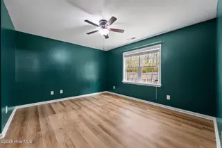 719 Savannah Drive, Jacksonville, NC 28546 – photo 23: 39-web-or-mls-_RAD9584