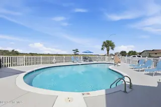 602 W Fort Macon Road 132, Atlantic Beach, NC 28512 – photo 8: 31-web-or-mls-Palm Suites 132 - 021