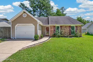 116 Hunting Green Drive, Jacksonville, NC 28546 – photo 1