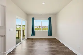 215 Lake Tyler Drive, New Bern, NC 28560 – photo 19: 27-web-or-mls-DSC_5463