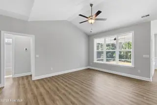 13 N High Point Road, Southport, NC 28461 — 3-bedroom home in Boiling Spring Lakes, Southport, NC, photo 6 of 60
