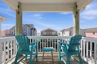 Atlantic Beach – photo 4: Ocean side porch
