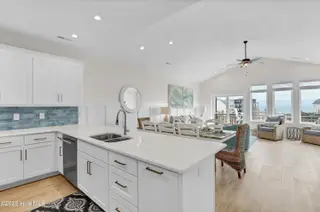 711 N Topsail Drive, Surf City, NC 28445 — 3-bedroom townhome in Dune Ridge, Surf City, NC, photo 7 of 65
