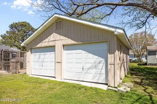 17 Walnut Drive, Jacksonville, NC 28546 – photo 12: 52-web-or-mls-17 Walnut Dr. 112