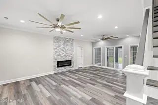 407 King Richard Court, Jacksonville, NC 28546 – photo 3