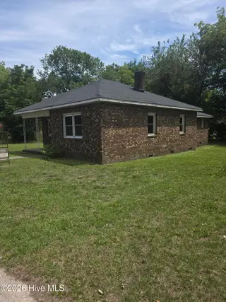 113 Cedar Street, Rocky Mount, NC 27803 – photo 3: 171 (1)